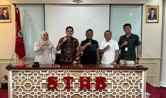 Sinergi Hukum dan OlahragaSTHB Gandeng PERBASI Jawa Barat Perkuat Pemahaman Hukumdan Eksistensi Olahraga Basket